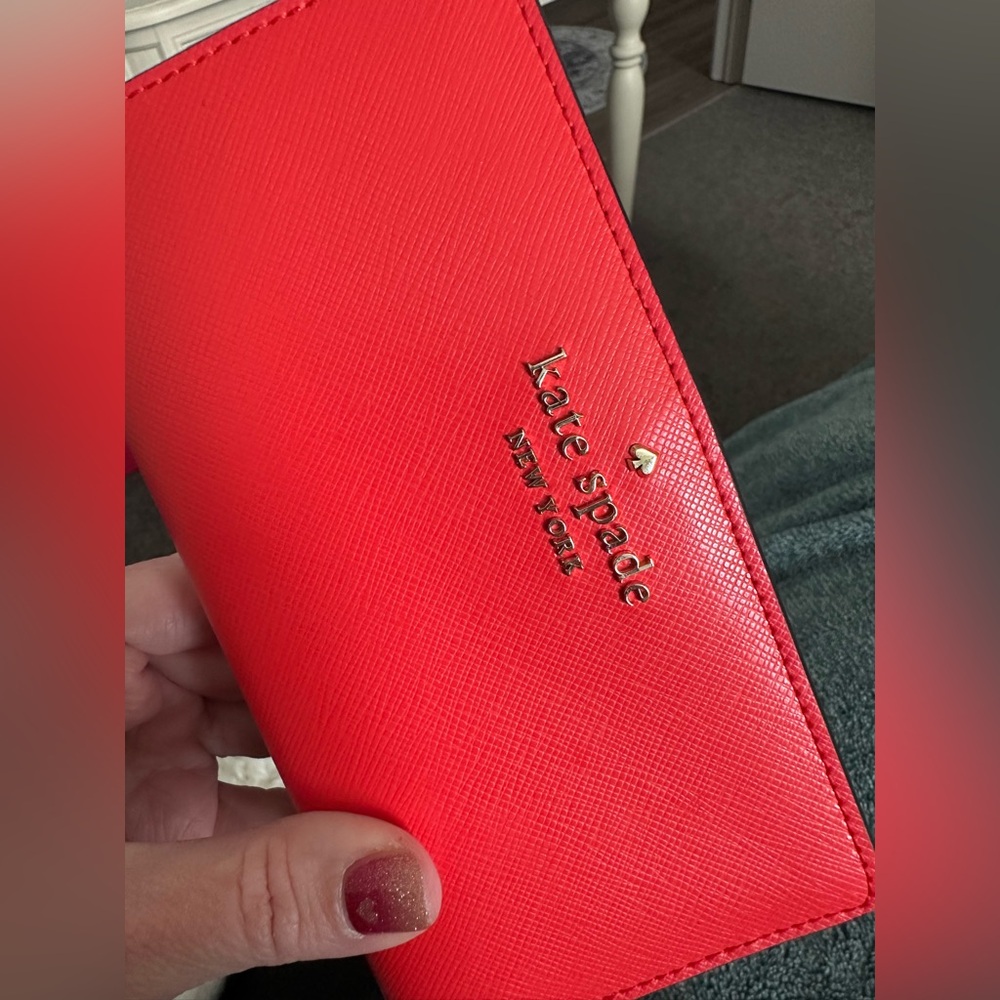 Kate Spade Wallet - Picture 4 of 6